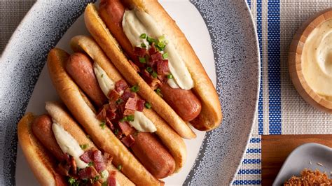 Hot Dog Frank´s en salsa Blue Cheese y Bacon - Induveca