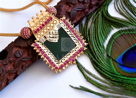 Gold tone pink-green Kerala style necklace dj-35577 – dreamjwell