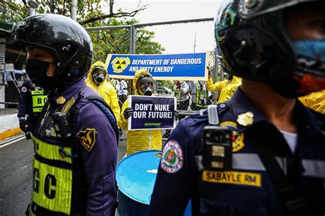 Greenpeace tells DOE 'Don't nuke our future' | ABS-CBN News