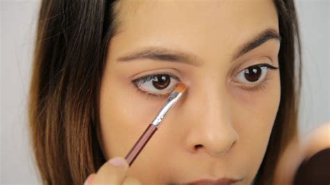 Rezultat imagine pentru Eyeliner Pencil Tutorial