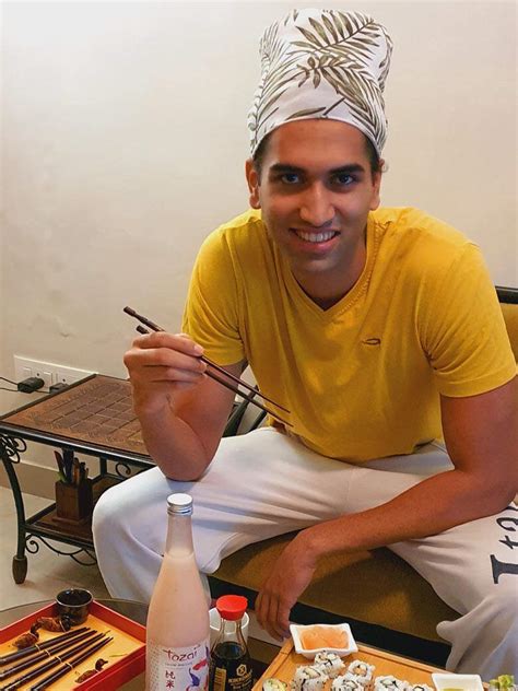 Homechef & model, Kyrien Crasto shares his secrets to making sushi at ...