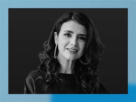 Turn Your Customers into a Community | Tory Burch Foundation