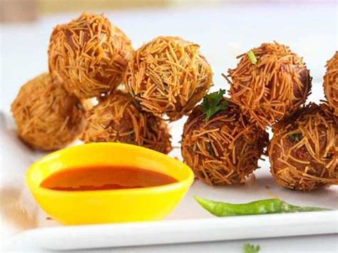 Crispy vegetarian snack balls | Femina.in