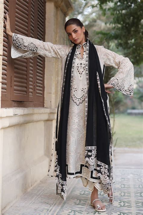 Mirra Luxe Pret '25 - Raisa – Nainpreet - The Collective