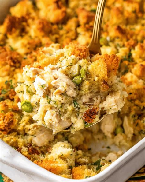 Chicken and Stuffing Casserole – Best 7-Ingredient Meal