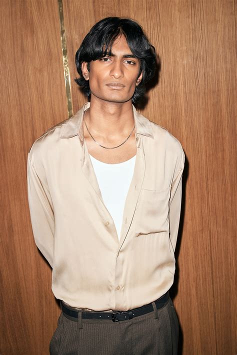 Regular Fit Satin shirt - Beige - Men | H&M IN