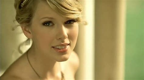 Taylor Swift - Love Story [Music Video] - Taylor Swift Image (22386770 ...