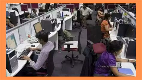 PMI Service Index: साढ़े तेरह साल के टॉप पर PMI सर्विस इंडेक्स ...