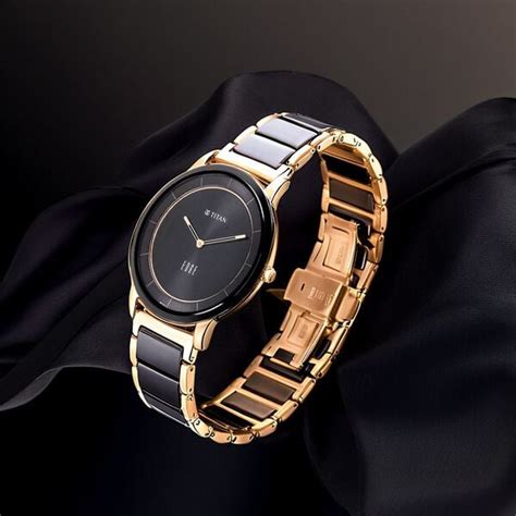 Buy Online Titan Edge Fusion Quartz Analog Black Dial Black Steel ...