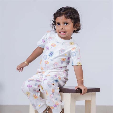 Multicolored Ice Cream & Candy Print Unisex Pyjamas Set – Mazhalaistore