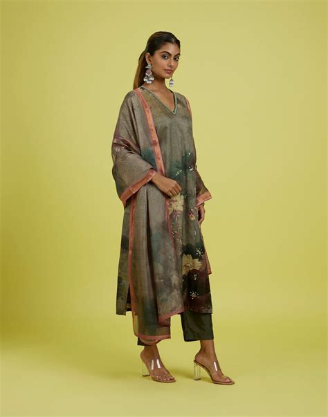 Buy Olive Hues Floral Printed Kurta Set – Roopkala