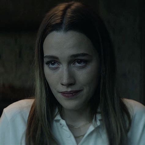 love quinn | you s3 in 2024 | Film aesthetic, Real people, Lil uzi vert