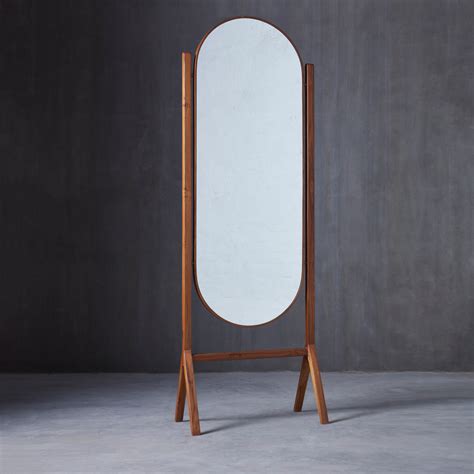 Renga Tall Mirror | Project 810 | Le Mill India
