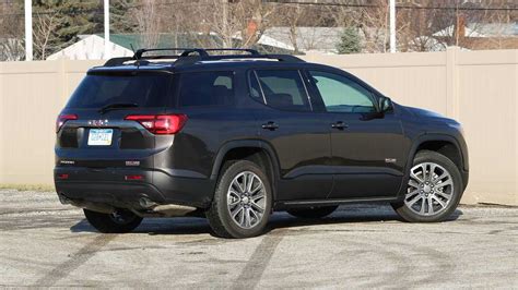 2018 GMC Acadia Review: The Premium Choice