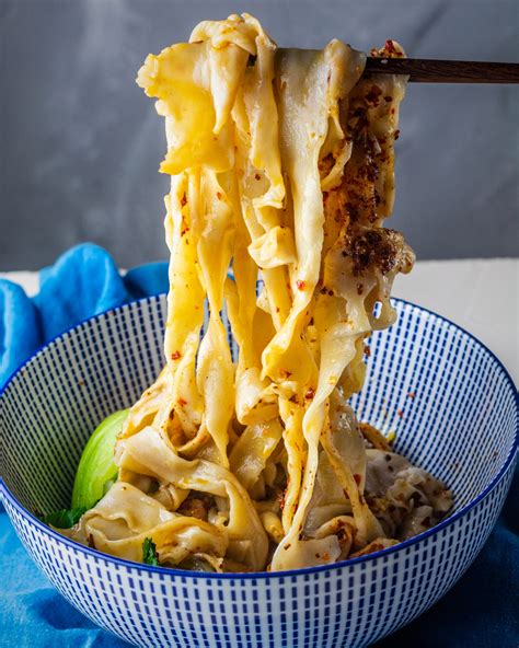 Biang Biang Mian: Chinesische Nudeln - Berlin Food Explosion