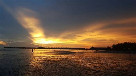 THE 10 BEST Resorts near Bagan Lalang Beach, Sungai Pelek