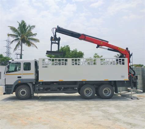 PK 17.001 A SLD1 + Brick Stack Grapple