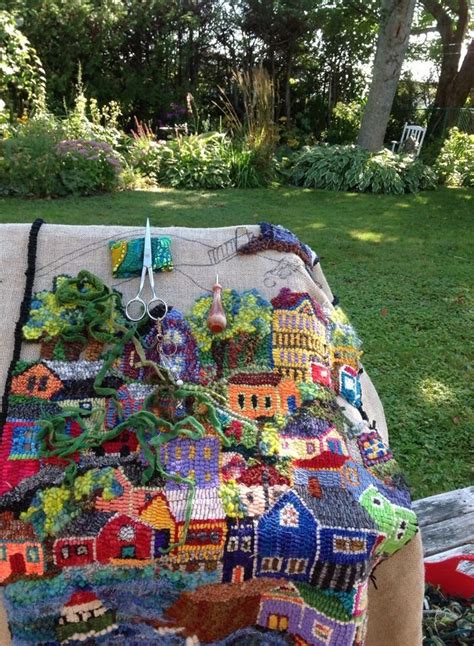 Rug Hooking Patterns 的图像结果