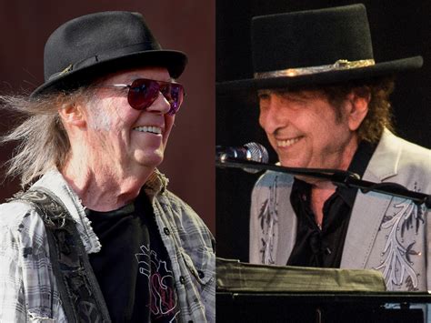 Neil Young, Bob Dylan perform together for 1st time in 25 years ...