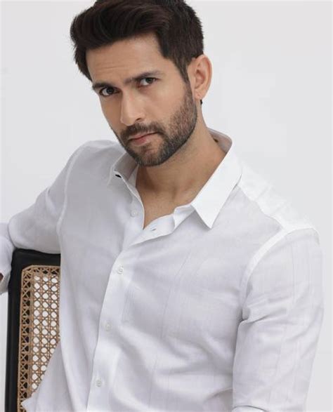 Rare Rabbit Clothing And Accessories - Buy Rare Rabbit Clothing And ...