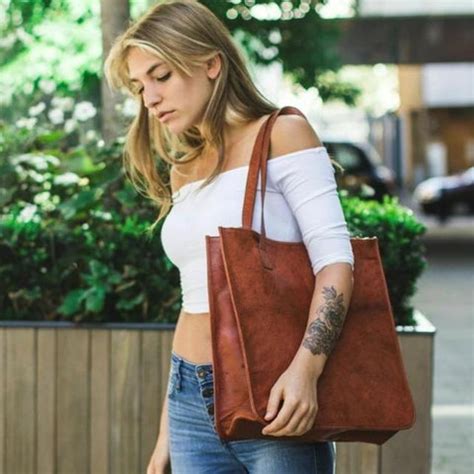 How to Choose Leather Bags for Every Season — MaheTri