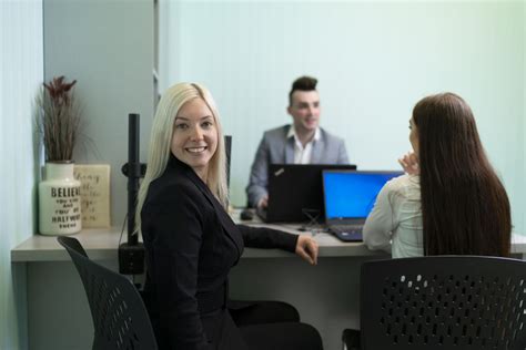 What Can You Do with a Business Administration Certificate - MaKami College