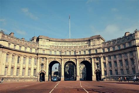 2024 (London) Westminster Walking Tour in Spanish Language