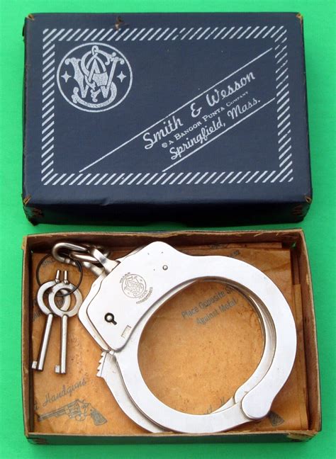 Vintage Smith & Wesson Model 90 Nickle Handcuffs with 2 keys & box | #4679621984