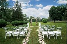 Outdoor Wedding Places by What To Look For In Outdoor Wedding Venues Outdoor Wedding Places