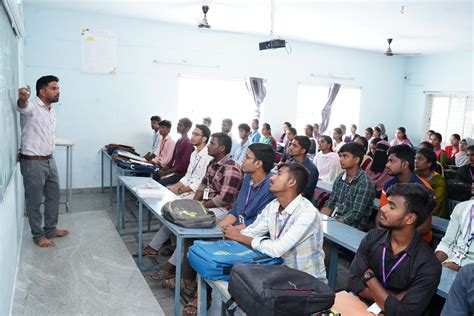 Shri Gnanambica Degree College