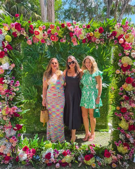 Alexis Co. (@alexiscoworld) • Instagram photos and videos