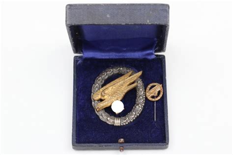 ratisbon's | Luftwaffe Paratrooper Badge in case - Juncker | DISCOVER ...