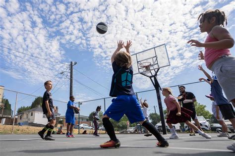 Basketball Children 的图像结果
