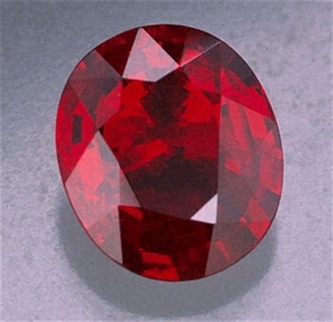 坦桑尼亚红宝石的介绍-红蓝宝石-珠宝乐园