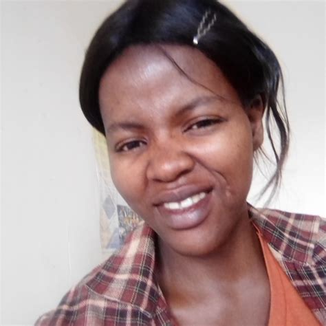 Zine - English teacher - ₹455/h