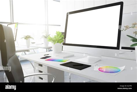 The Computer Is White 的图像结果