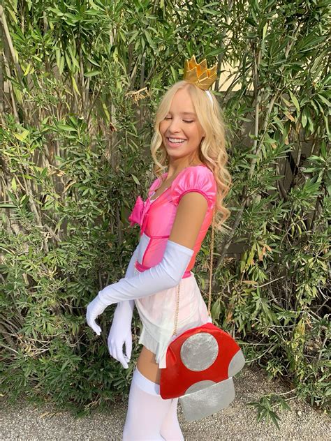 Princes Peach Halloween Costume | Princess peach halloween costume ...