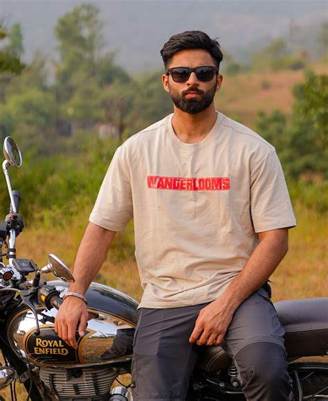 MotoRush Oversized T-Shirt – WANDERLOOMS