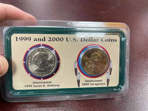 Lot - 1999 AND 2000 US DOLLAR COIN SET