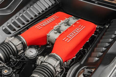 Ferrari 458 Engine 的图像结果