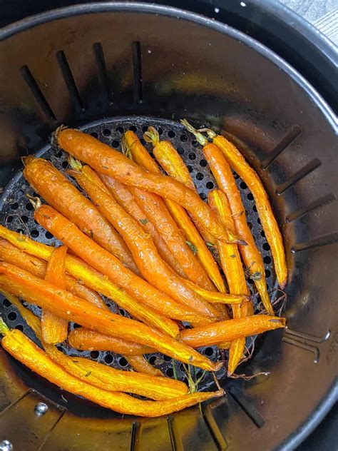 Easy Air Fryer Carrots Recipe (Made 5 Ways!) | The Picky Eater