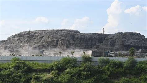 Delhi’s 70-Acre Garbage Mountain To Become ISBT; MCD Sets December 2026 ...