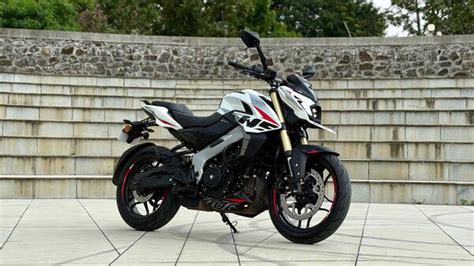 Bajaj offers up to ₹7,000 benefits as Pulsar completes 25 years in India