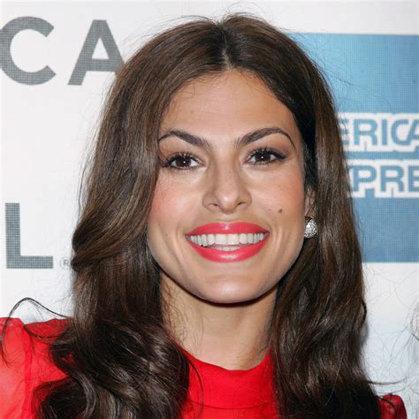 Eva Mendes Takes Off Her Makeup And Shocks Fans With Her Face At 49: ‘Still Sexy’ - SHEfinds