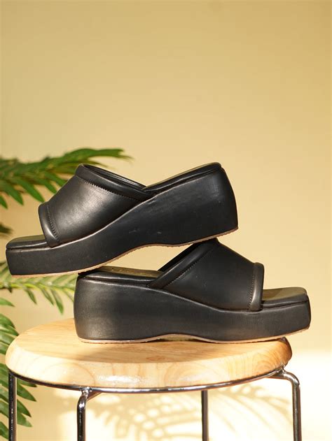 BUY 1 GET 1 – JM LOOKS