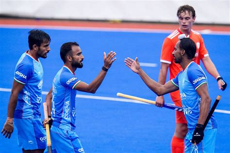 Hockey in India 的图像结果