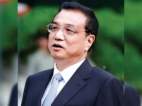 dna edit: Building bridges with neighbours