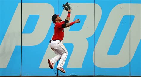 Cleveland Indians rain home runs on Cincinnati Reds in 9-3 win, retain ...