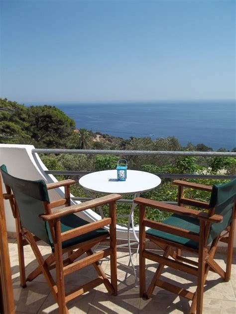 ZACHAROULA ROOMS (Ikaria) - Lodge Reviews, Photos, Rate Comparison ...