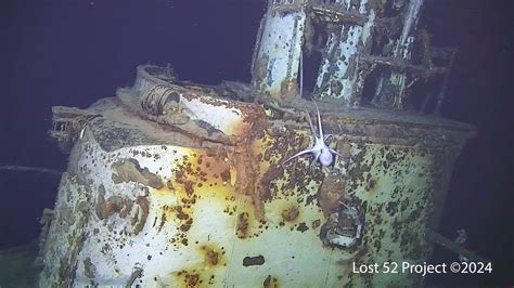 Wreck of WWII 'Hit 'Em Harder' submarine, which sank with 79 crew on ...